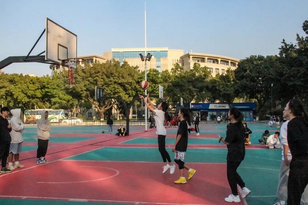 第一场女子篮球.webp.jpg
